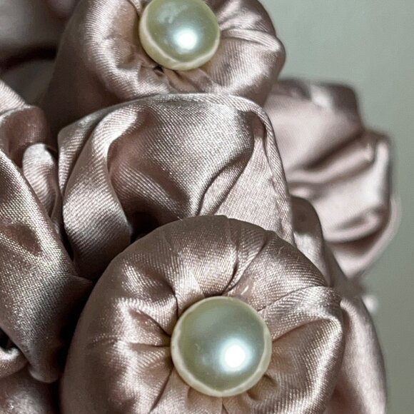 New Pink Heatless Silk Foam 42" Curl Roller 2 Scrunchies Womens Hair Tools - Picture 2 of 3